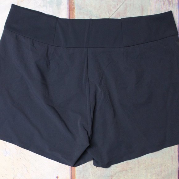 RYU Respect Your Universe Women's Power Short in Blackened Navy MRSP $70 - Picture 2 of 3